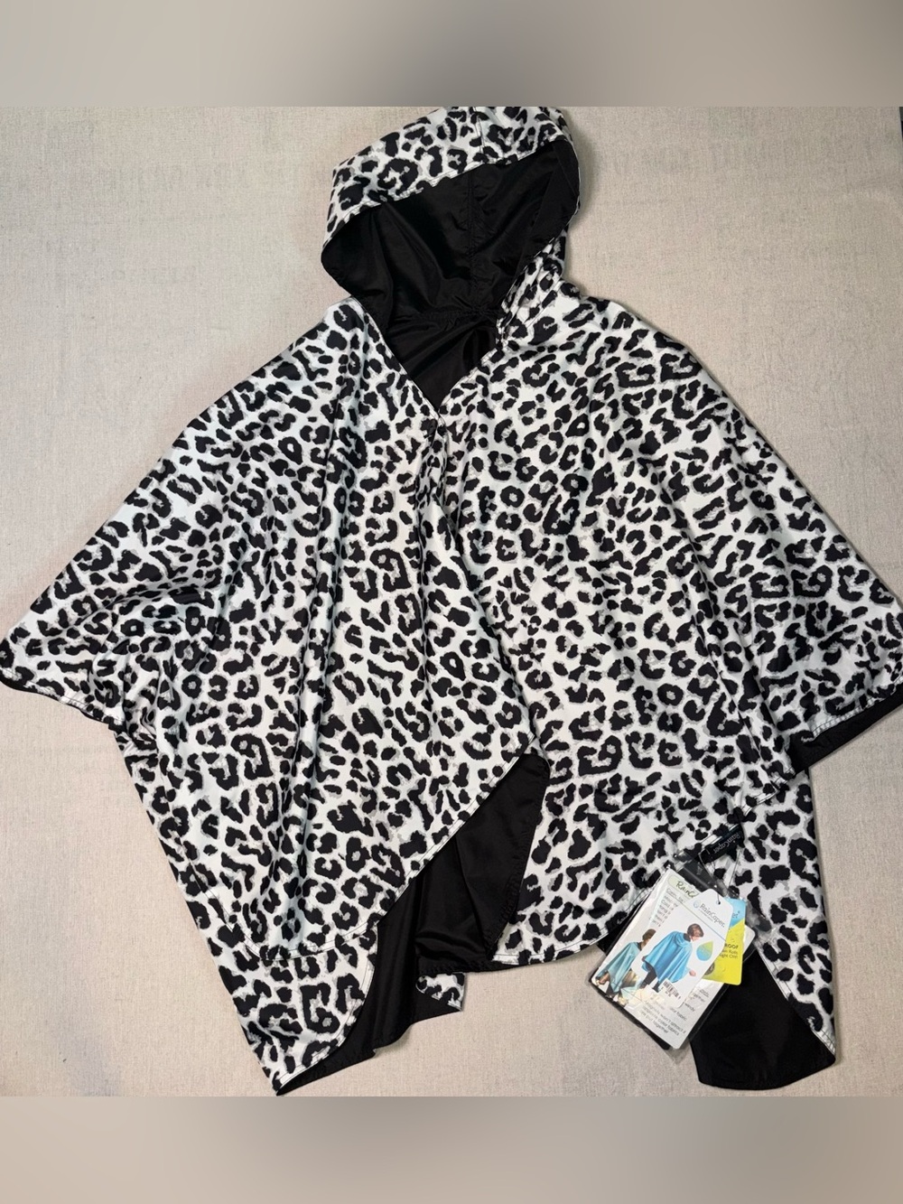 RainCaper Poncho Cape Women’s One Size Animal Print Hooded Reversible